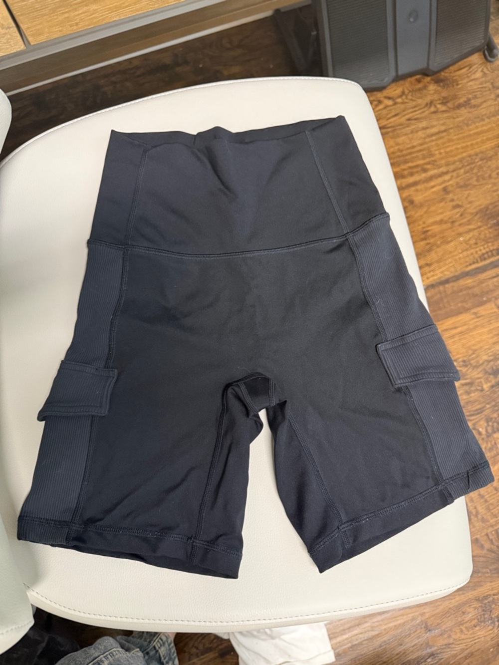 High-Waist GOALS Black Women’s aerie bike Shorts with Side Pockets small